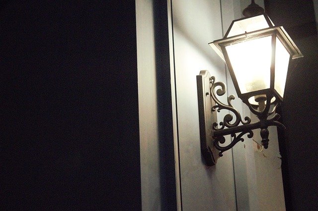 Descarga gratuita Night Light Lamp: foto o imagen gratuita para editar con el editor de imágenes en línea GIMP