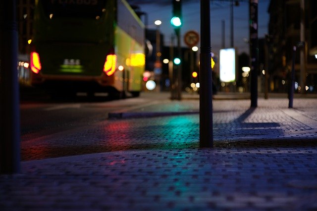 تنزيل Night Outdoor Light مجانًا - صورة مجانية أو صورة لتحريرها باستخدام محرر الصور عبر الإنترنت GIMP