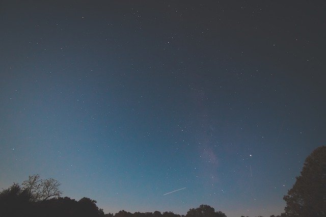 밤하늘 우주 정거장 무료 다운로드 - 무료 사진 또는 김프 온라인 이미지 편집기로 편집할 사진