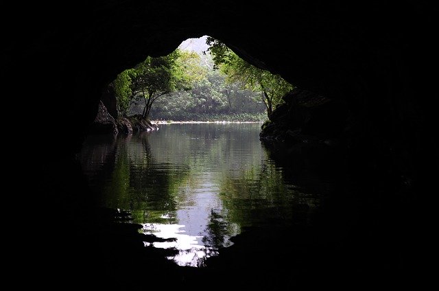 Téléchargement gratuit de la grotte de Ninh-Binh Vietnam - photo ou image gratuite à éditer avec l'éditeur d'images en ligne GIMP