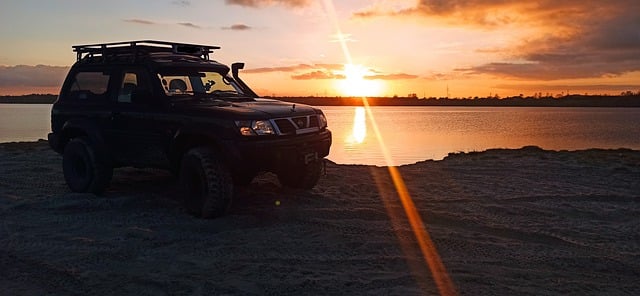 免费下载 nissan car patrol y61 offroad free picture to be edited with GIMP free online image editor