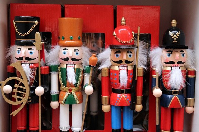 Free download Nusskracker Figures Nutcracker Toy -  free free photo or picture to be edited with GIMP online image editor