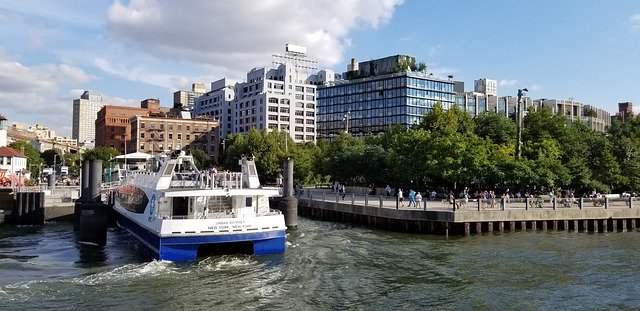 Free download Nyc Ferry Dumbo -  free photo or picture to be edited with GIMP online image editor