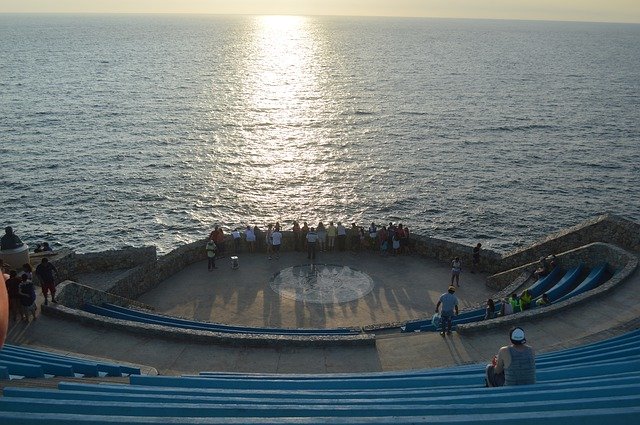 Muat turun percuma Ocean Sunset Sea - foto atau gambar percuma untuk diedit dengan editor imej dalam talian GIMP