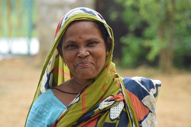 Descarga gratuita Odisha Women Smiling - foto o imagen gratuita para editar con el editor de imágenes en línea GIMP