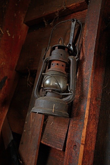 Free download Oil Lamp Vintage -  free photo or picture to be edited with GIMP online image editor
