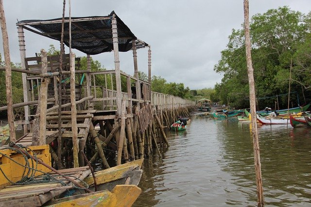 Descărcare gratuită Old Boats Indonesia - fotografie sau imagini gratuite pentru a fi editate cu editorul de imagini online GIMP