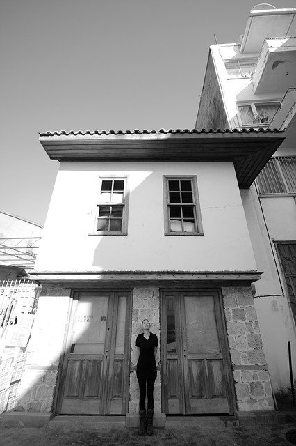 Безкоштовно завантажте Old Building Home - безкоштовну фотографію чи зображення для редагування за допомогою онлайн-редактора зображень GIMP