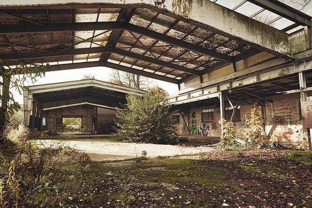 Gratis download Old Factory Demolition Ruin - gratis gratis foto of afbeelding om te bewerken met GIMP online afbeeldingseditor
