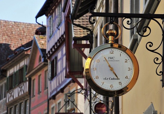 Free download old houses retro clock free picture to be edited with GIMP free online image editor