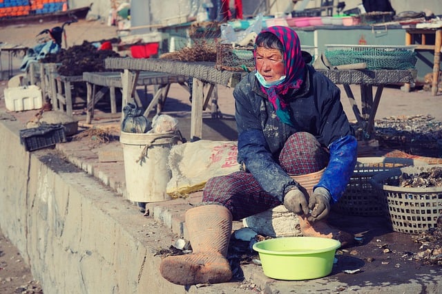 Free download old man jobs labor aquaculture free picture to be edited with GIMP free online image editor