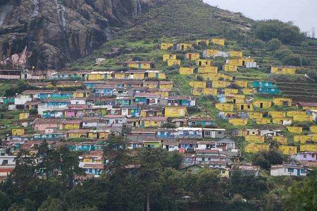 Gratis download Ooty Buildings Yellow - gratis foto of afbeelding om te bewerken met GIMP online afbeeldingseditor