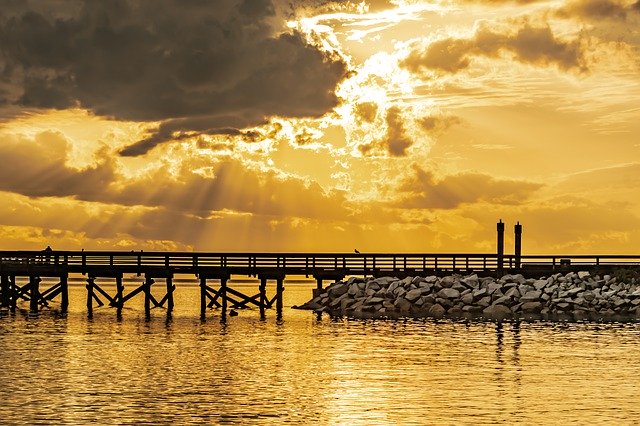 Kostenloser Download Orange Clouds Sunny Breaks Sun - kostenloses Foto oder Bild zur Bearbeitung mit GIMP Online-Bildbearbeitung