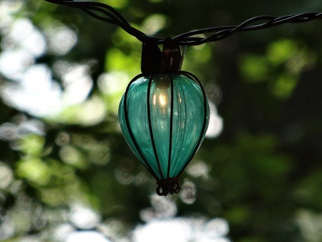 Безкоштовно завантажте Outdoor Christmas Light Teal - безкоштовну фотографію чи малюнок для редагування в онлайн-редакторі зображень GIMP