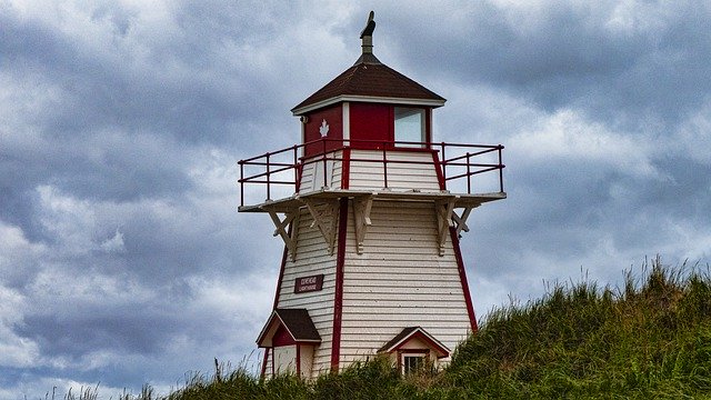 Descărcare gratuită Ovenhead Lighthouse Pei Canada - fotografie sau imagini gratuite pentru a fi editate cu editorul de imagini online GIMP