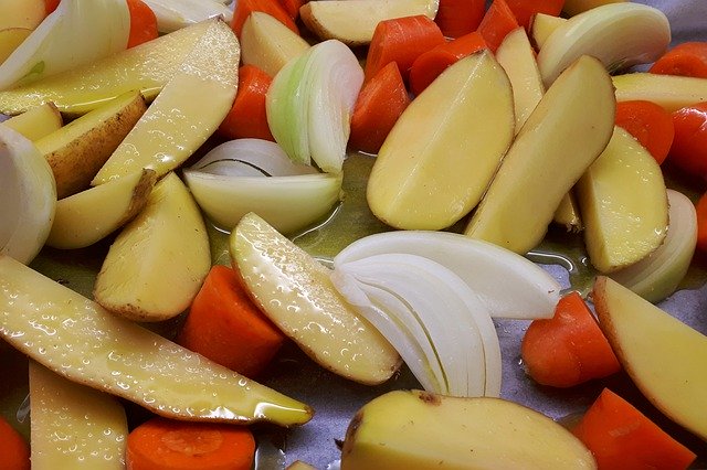הורדה חינם תנור ירקות תפוחי אדמה בצל - תמונה או תמונה בחינם לעריכה עם עורך התמונות המקוון GIMP