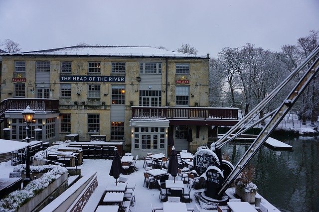 Bezpłatne pobieranie Oxford Snow The River - bezpłatne zdjęcie lub obraz do edycji za pomocą internetowego edytora obrazów GIMP