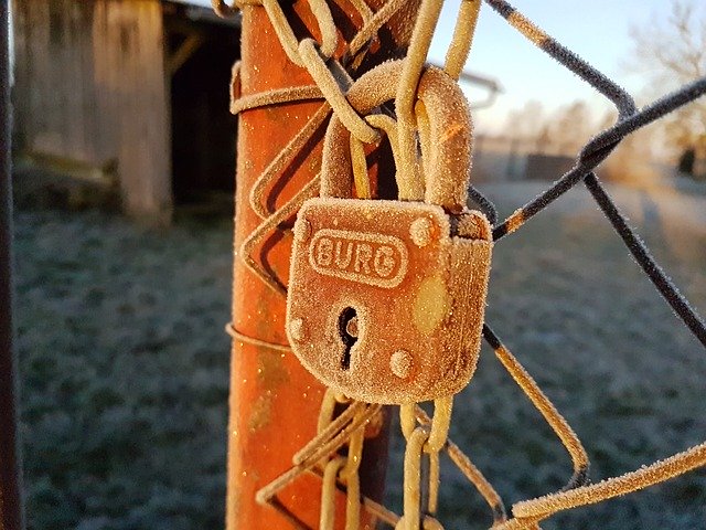 Free download Padlock Rust -  free photo or picture to be edited with GIMP online image editor