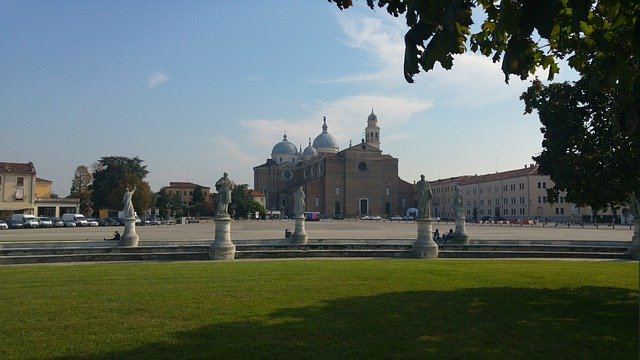 Free download Padova Italy Sculptures -  free photo or picture to be edited with GIMP online image editor