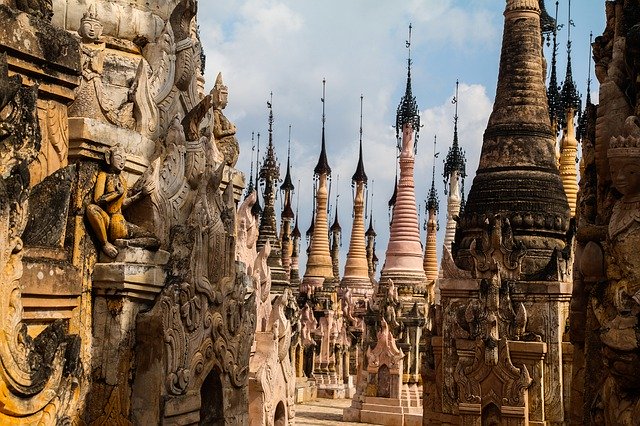 Gratis download Pagoda Myanmar Travel - gratis foto of afbeelding om te bewerken met GIMP online afbeeldingseditor