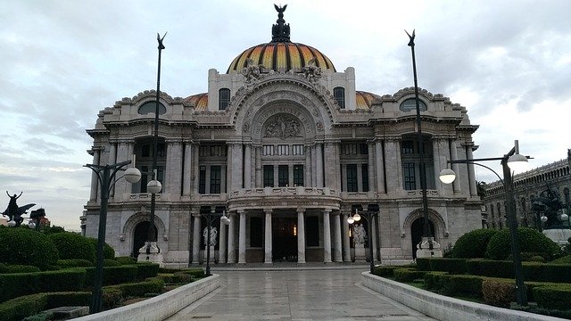 Téléchargement gratuit Palais des Beaux-Arts de Mexico - photo ou image gratuite à éditer avec l'éditeur d'images en ligne GIMP