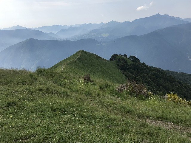 Descărcare gratuită Panorama From Monte Boglia Alpine - fotografie sau imagine gratuită pentru a fi editată cu editorul de imagini online GIMP