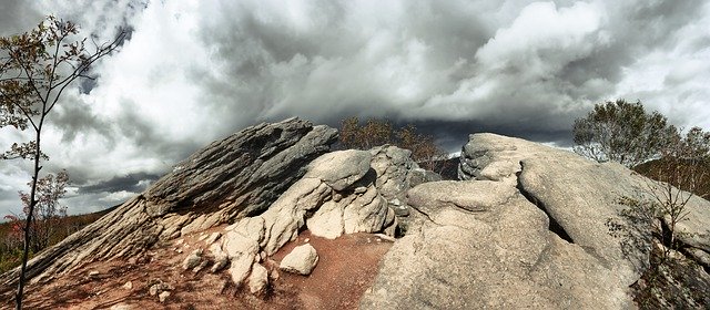 Téléchargement gratuit de Panorama Rock Sky - photo ou image gratuite à modifier avec l'éditeur d'images en ligne GIMP