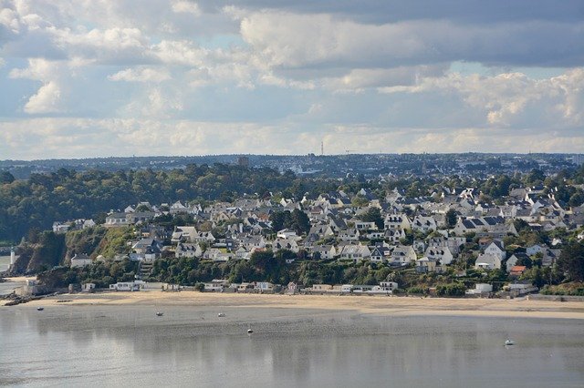 Ücretsiz indir Panoramik Manzaralar Şehrin Bir Görünümü - GIMP çevrimiçi resim düzenleyici ile düzenlenecek ücretsiz fotoğraf veya resim