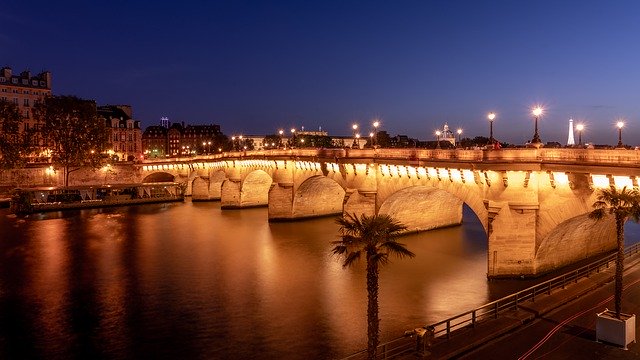 Descărcare gratuită Paris Bridge New - fotografie sau imagini gratuite pentru a fi editate cu editorul de imagini online GIMP