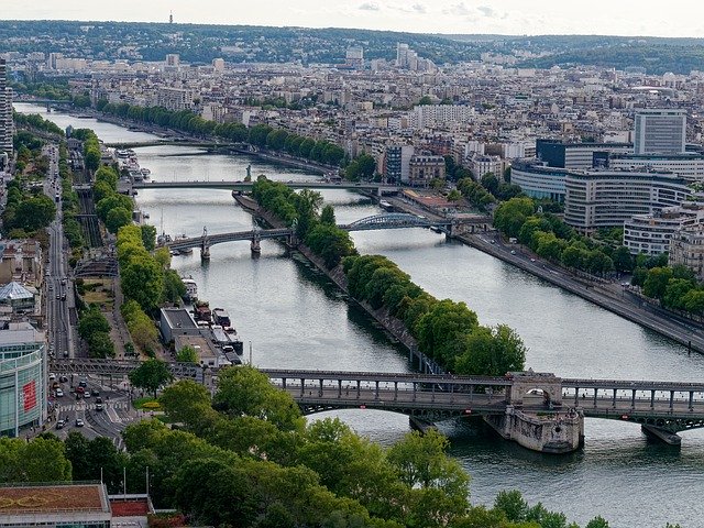 Unduh gratis Paris Bridges River - foto atau gambar gratis untuk diedit dengan editor gambar online GIMP
