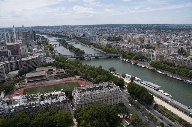 ดาวน์โหลดฟรี Paris City France - ภาพถ่ายหรือรูปภาพฟรีที่จะแก้ไขด้วยโปรแกรมแก้ไขรูปภาพออนไลน์ GIMP