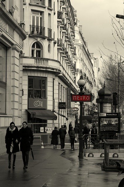 Descarga gratuita de la estación de metro de París: foto o imagen gratuitas para editar con el editor de imágenes en línea GIMP