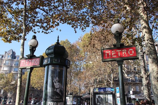 Téléchargement gratuit Paris Metro Transport - photo ou image gratuite à éditer avec l'éditeur d'images en ligne GIMP