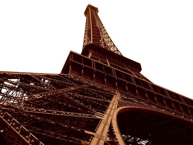 Unduh gratis Paris Tower France - foto atau gambar gratis untuk diedit dengan editor gambar online GIMP