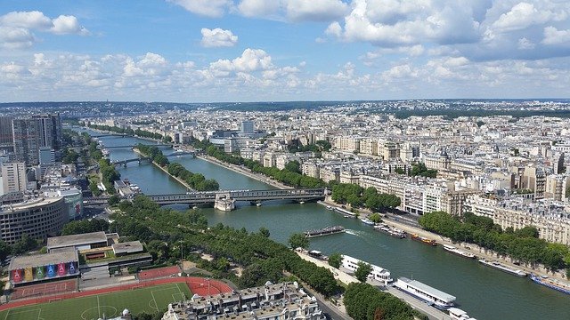 Gratis download Paris View Of From The - gratis gratis foto of afbeelding die kan worden bewerkt met de online GIMP-afbeeldingseditor