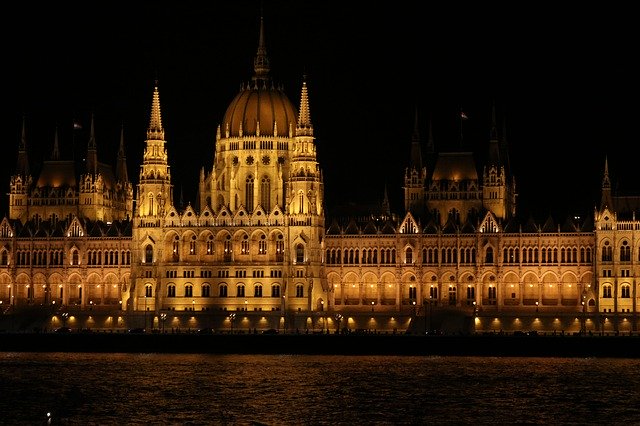 Free picture Parliament Budapest Hungary -  to be edited by GIMP free image editor by OffiDocs