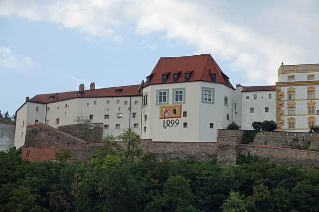 Passau Veste Oberhaus Architecture を無料ダウンロード - GIMP オンライン画像エディターで編集できる無料の写真または画像