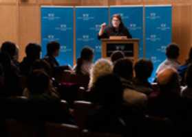 Penn Steve Press Conf 0048 GIMP online editor free Free download Penn Steve Press Conf 0048 free photo or picture to be edited with GIMP online image editor