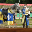 People and war horses  screen for extension Chrome web store in OffiDocs Chromium