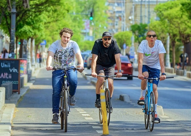 Free download people bicyclists men young casual free picture to be edited with GIMP free online image editor