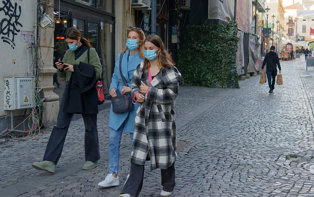 Free download people girls mask pandemic covid free picture to be edited with GIMP free online image editor