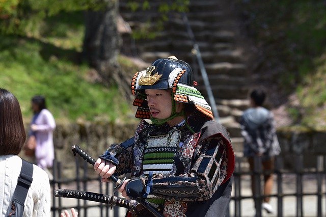 Muat turun percuma People Male Samurai - foto atau gambar percuma untuk diedit dengan editor imej dalam talian GIMP