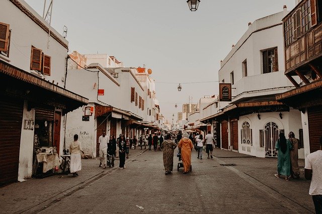 ດາວ​ໂຫຼດ​ຟຣີ People Rabat Morocco - ຮູບ​ພາບ​ຟຣີ​ຫຼື​ຮູບ​ພາບ​ທີ່​ຈະ​ໄດ້​ຮັບ​ການ​ແກ້​ໄຂ​ກັບ GIMP ອອນ​ໄລ​ນ​໌​ບັນ​ນາ​ທິ​ການ​ຮູບ​ພາບ​