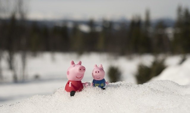Free download Peppa Pig Toy -  free photo or picture to be edited with GIMP online image editor