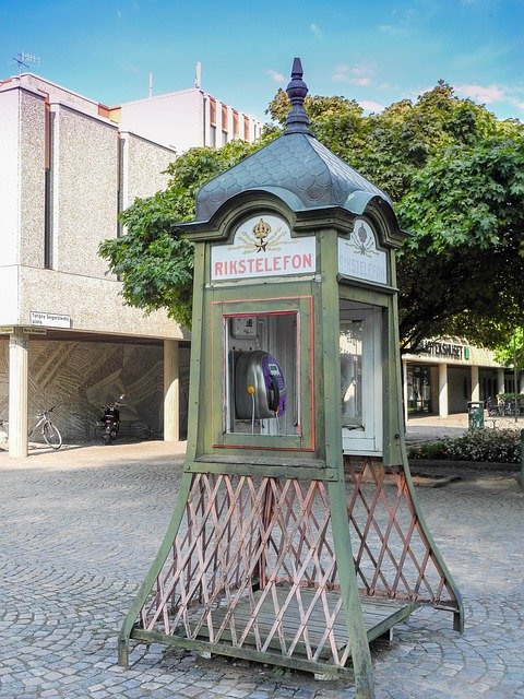 Muat turun percuma Phone Booth Sweden - foto atau gambar percuma untuk diedit dengan editor imej dalam talian GIMP