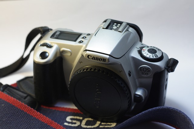 Unduh gratis foto kamera film retro canon gambar gratis untuk diedit dengan editor gambar online gratis GIMP