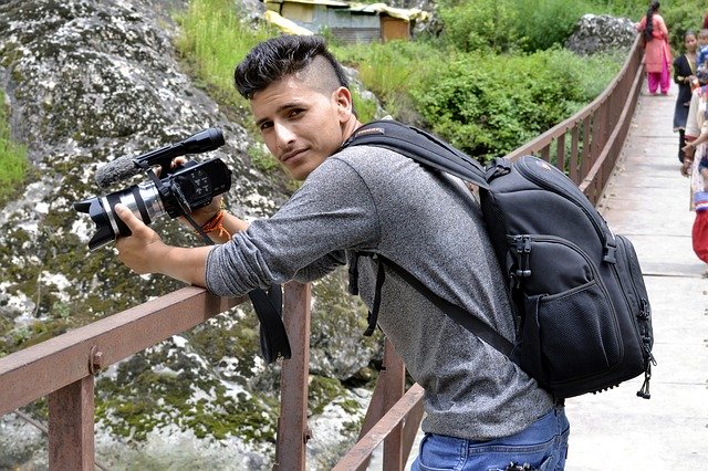 تنزيل Photographer Male Camera مجانًا - صورة أو صورة مجانية ليتم تحريرها باستخدام محرر الصور عبر الإنترنت GIMP