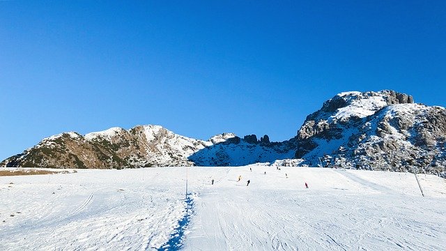 Free download Piani Di Bobbio Sci Skiing -  free photo or picture to be edited with GIMP online image editor