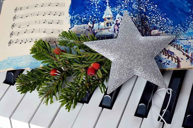 Free download piano christmas christmas music free picture to be edited with GIMP free online image editor