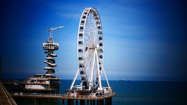 Descarga gratuita Pier Ferris Wheel Funfair - foto o imagen gratis para editar con el editor de imágenes en línea GIMP